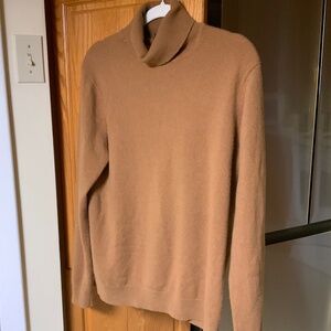 Uniqlo - Cashmere Turtleneck
